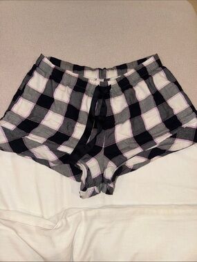 Victoria's Secret Black, White & Light Pink Plaid Lounge Pants